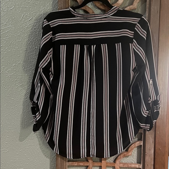Forever 21 striped Blouse - Picture 2 of 2